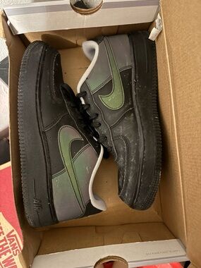 Nike Low-Top Air Force 1 Black with Iridescent Green Swoosh